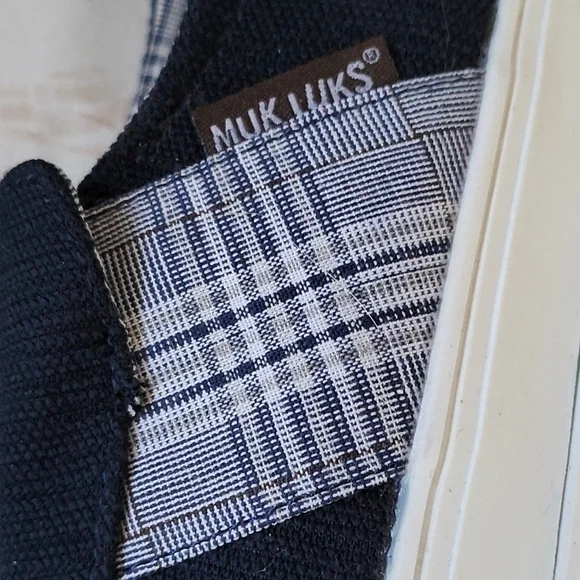 Muk Luks Kyle navy blue slip on sneakers with plaid accents NWOT - Picture 4 of 12